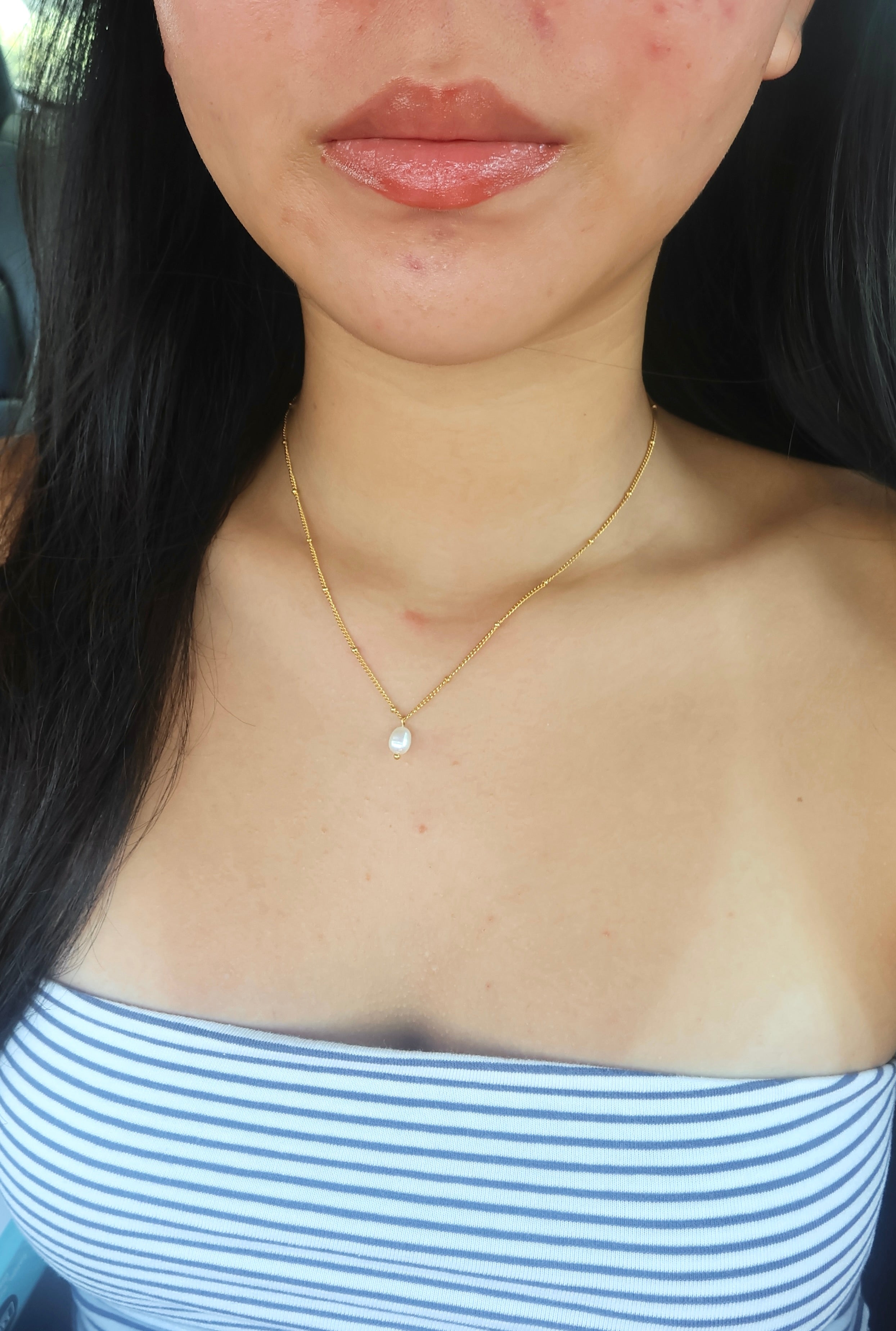 Dangling Pearl Necklace