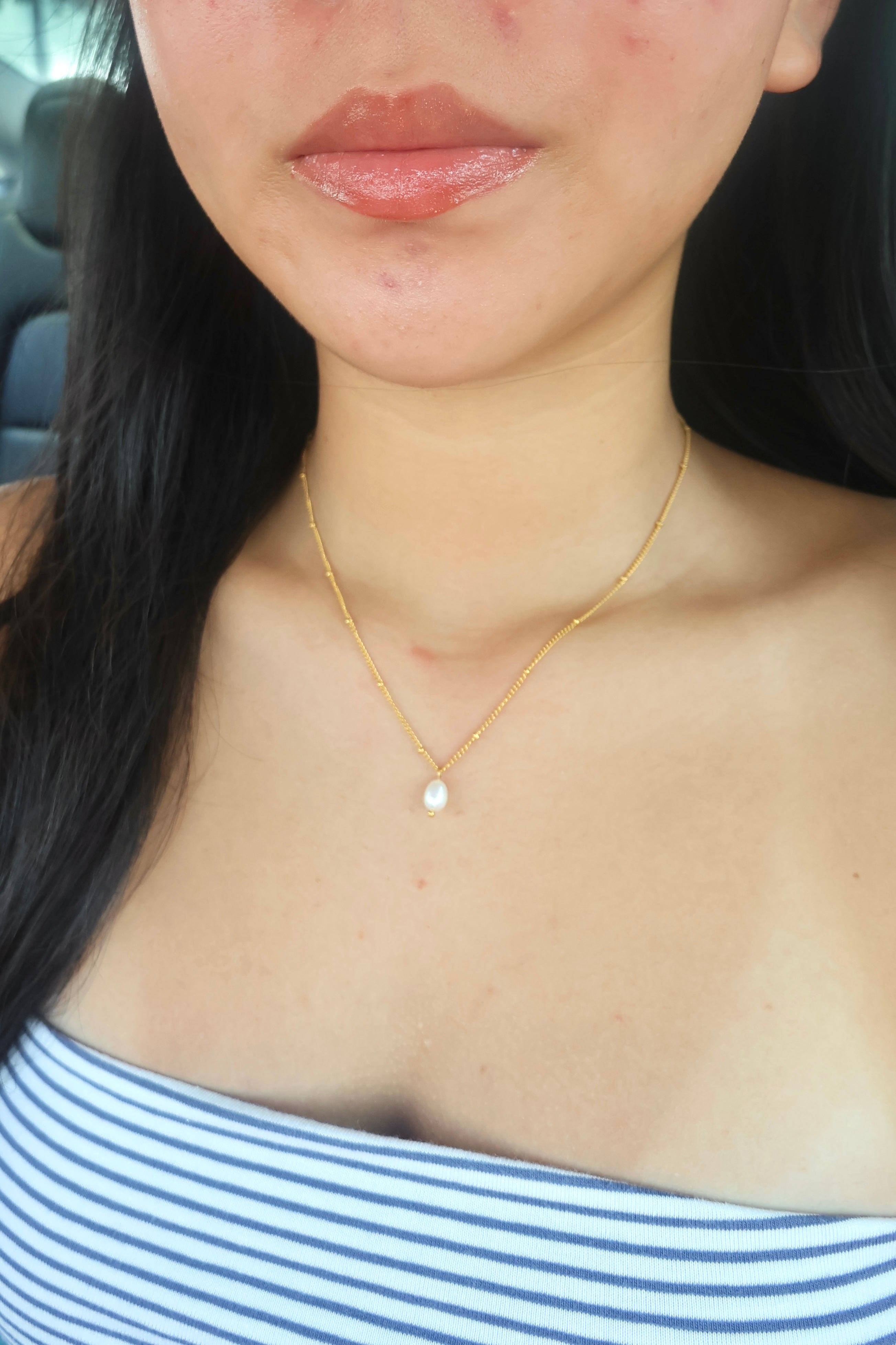 Dangling Pearl Necklace