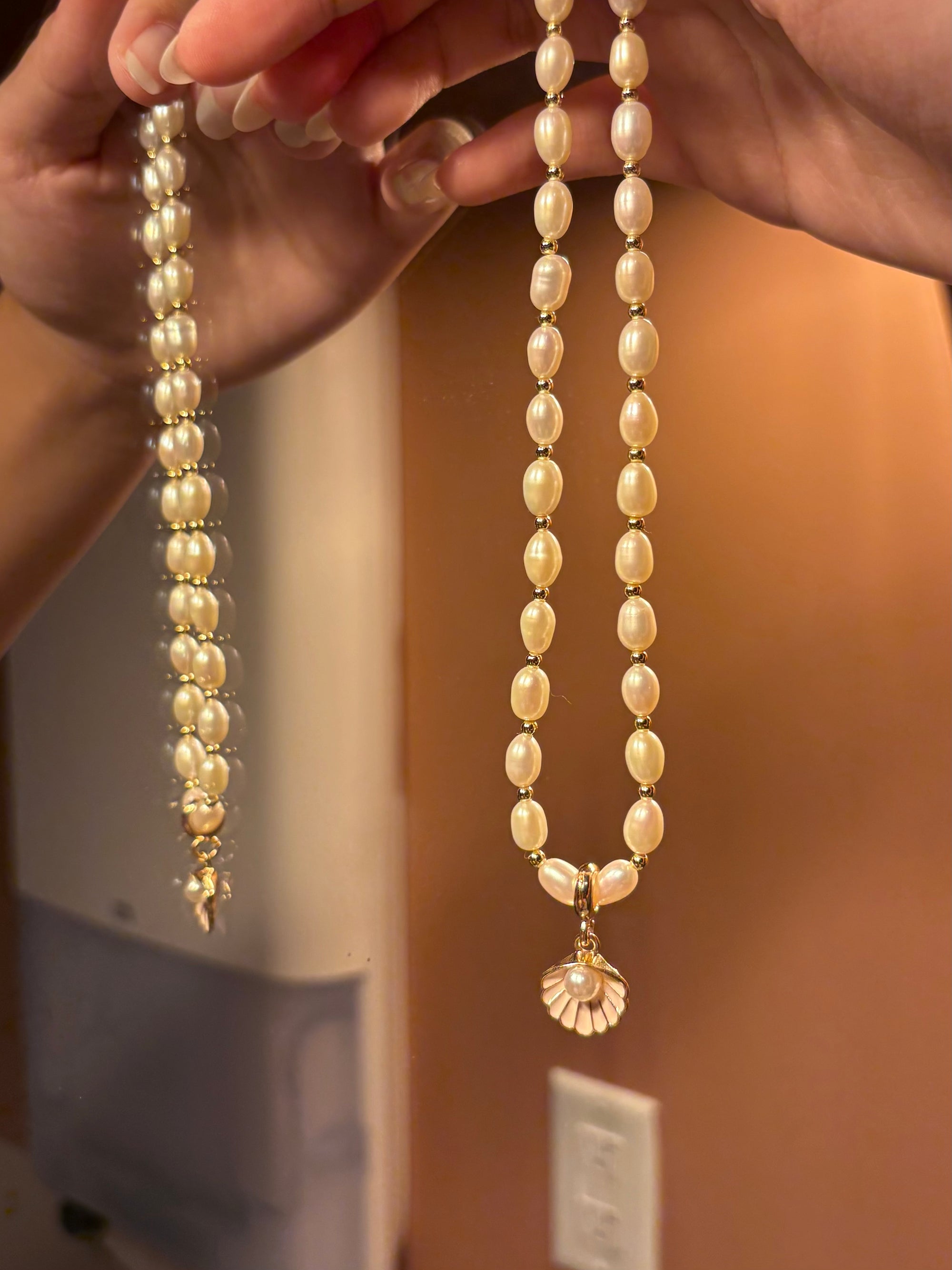 Avery Pearl Necklace