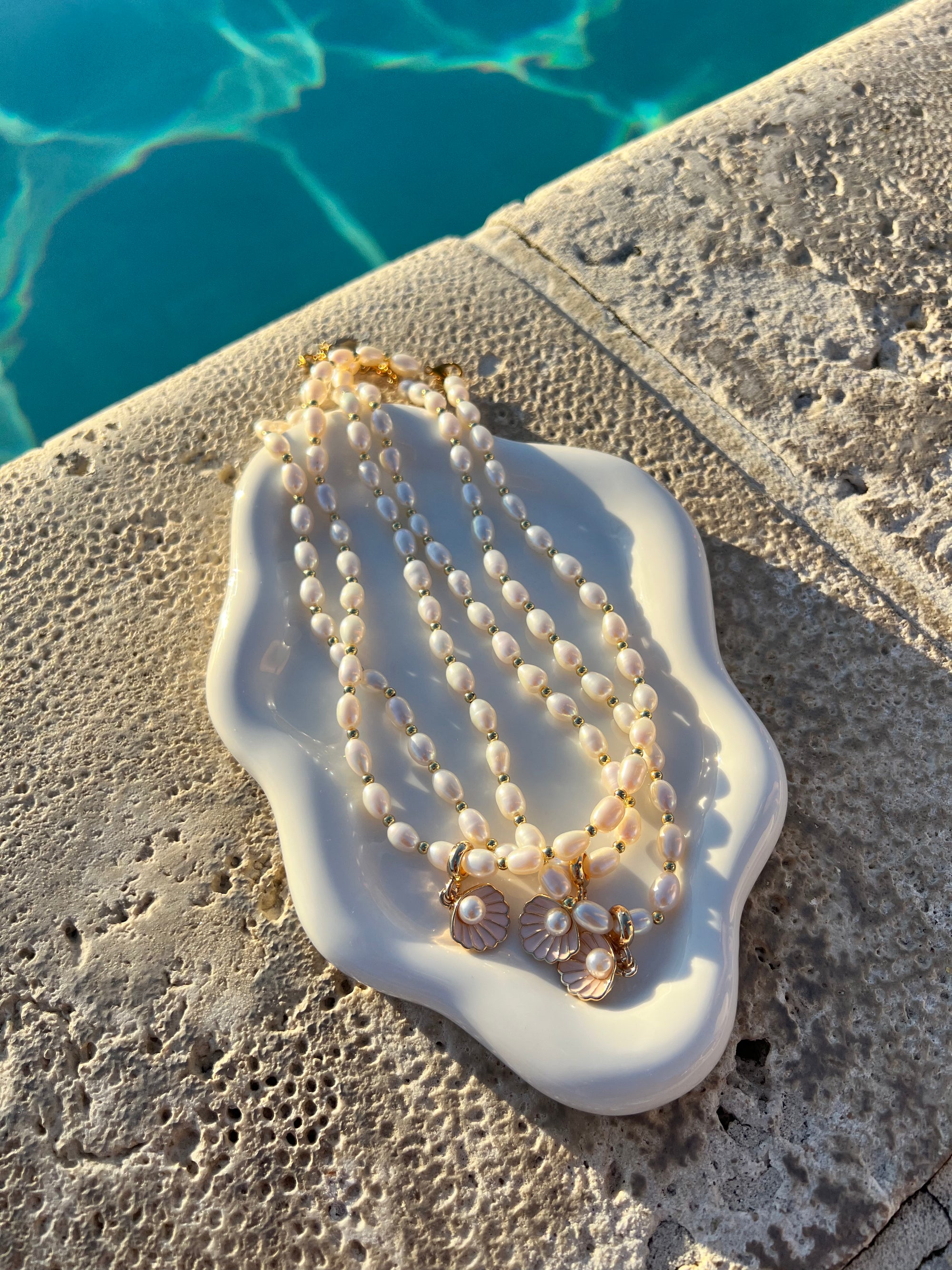 Avery Pearl Necklace